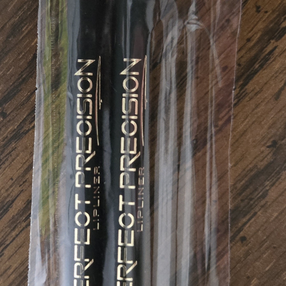 LA Girl Perfect Precision Lip Liner Shade Sugar Spice